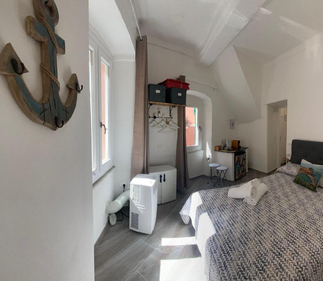 Luvegu Sciuiu Apartment Vernazza Bagian luar foto