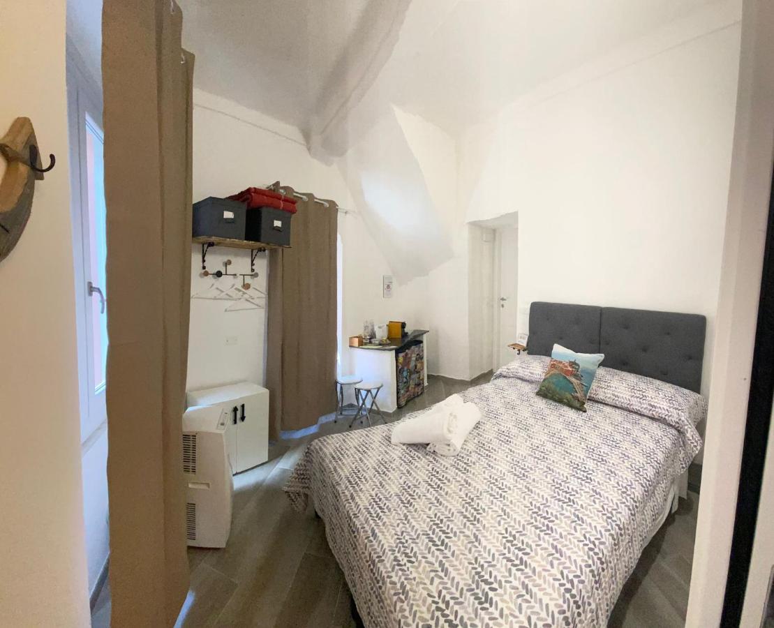 Luvegu Sciuiu Apartment Vernazza Bagian luar foto